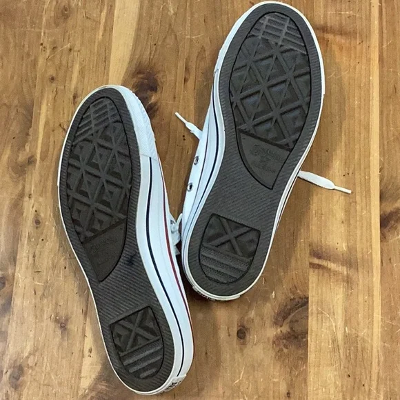 Converse Women’s White and Red Sneakers - Picture 2 of 4